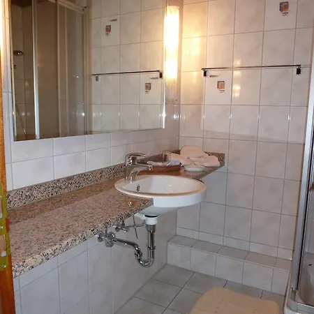 Hotel Am Schoenbuchrand 3*